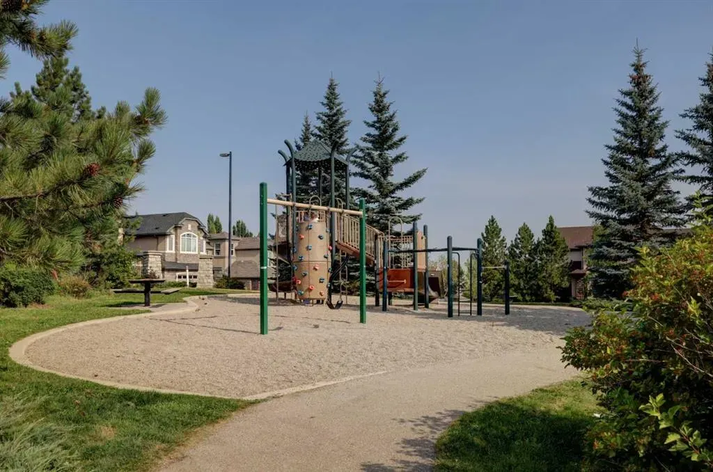 158 Cranridge Terrace SE
