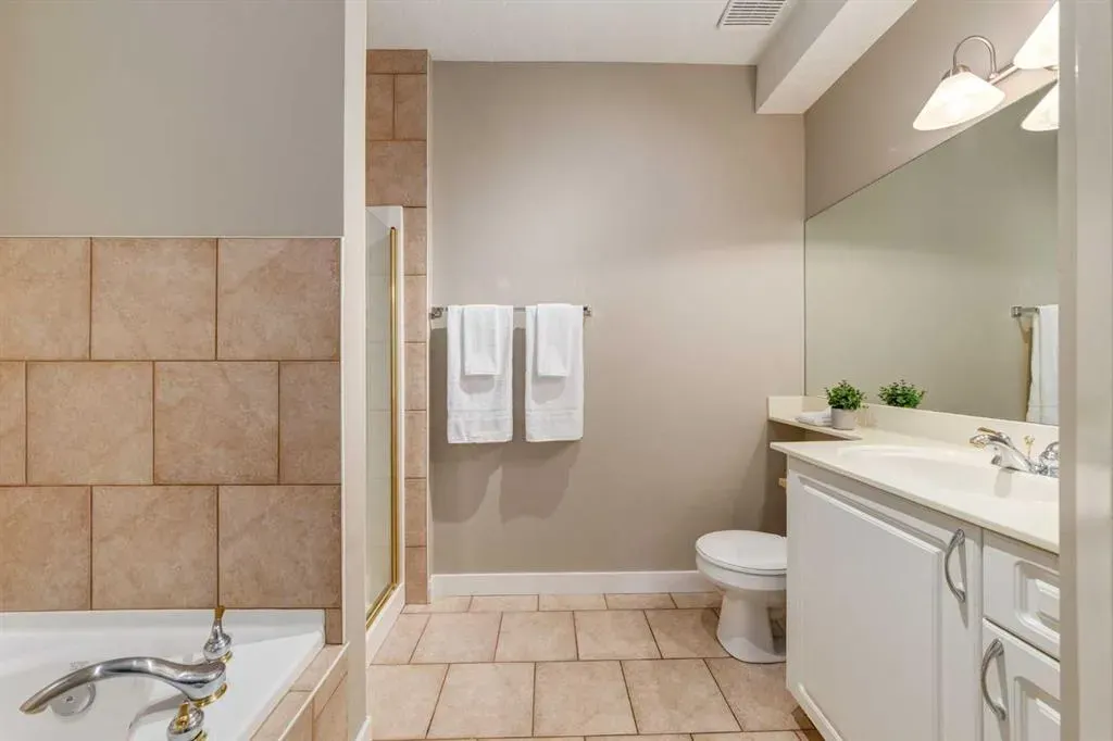 3412 Parkdale Boulevard NW, #406