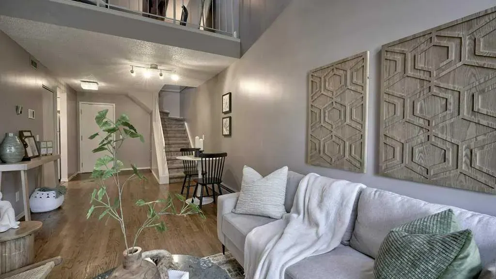 2218 30 Street SW, #307