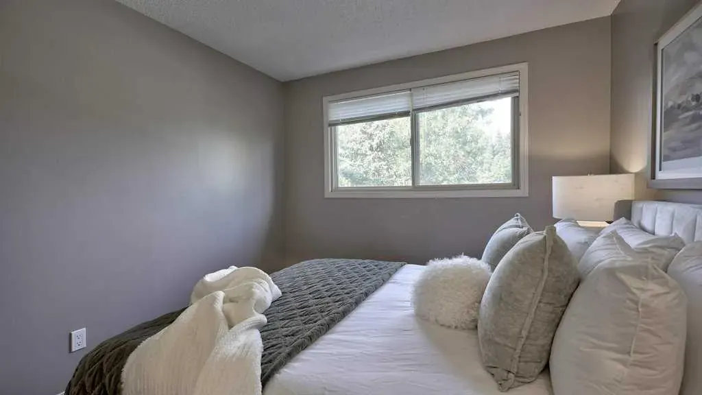 2218 30 Street SW, #307