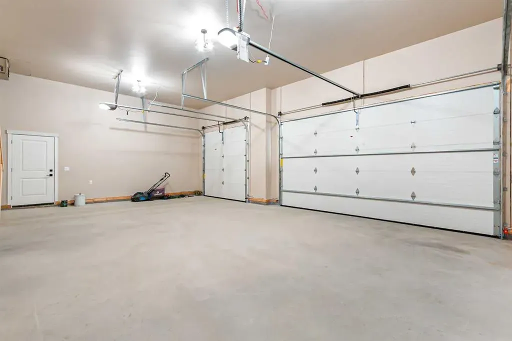 14 Vireo Avenue