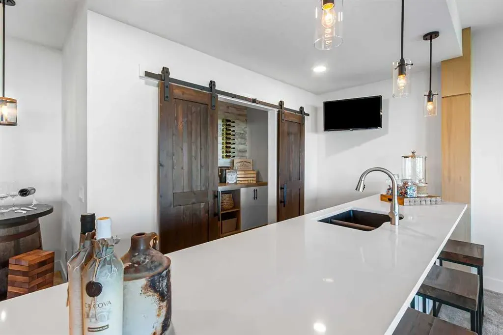 14 Vireo Avenue