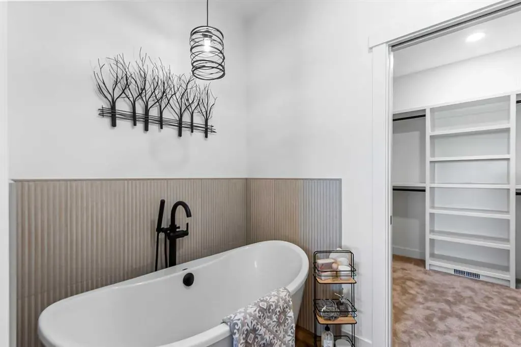 14 Vireo Avenue