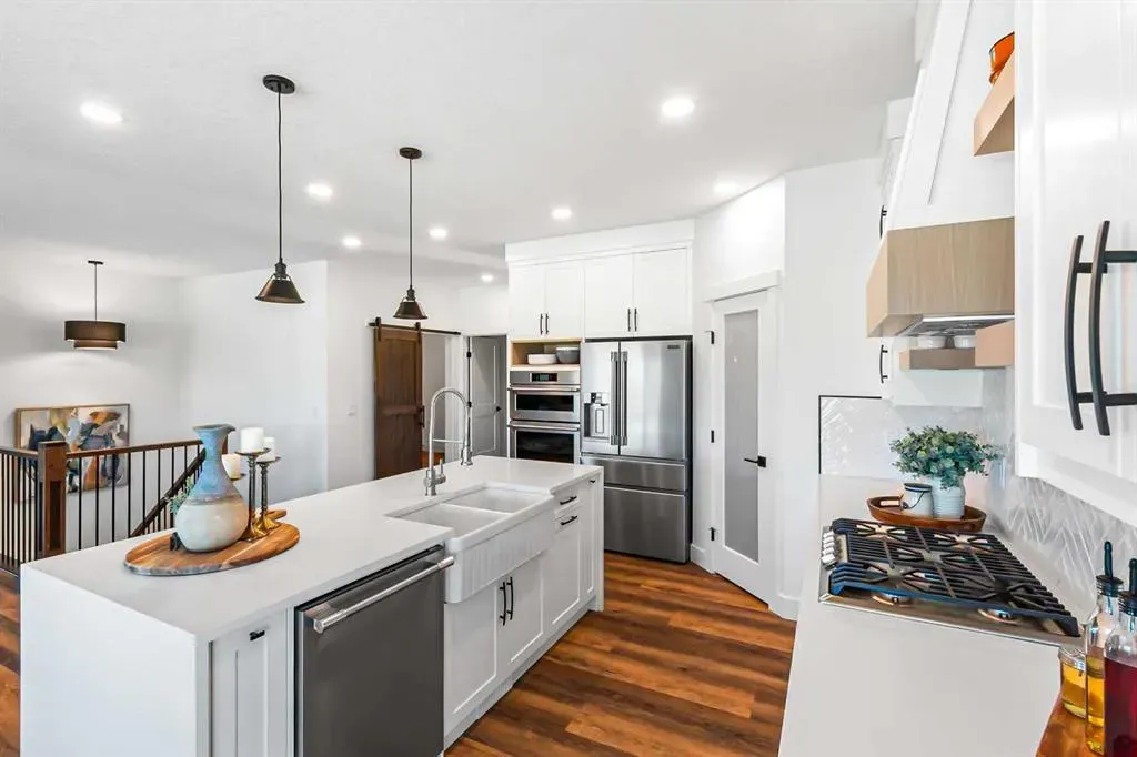 14 Vireo Avenue
