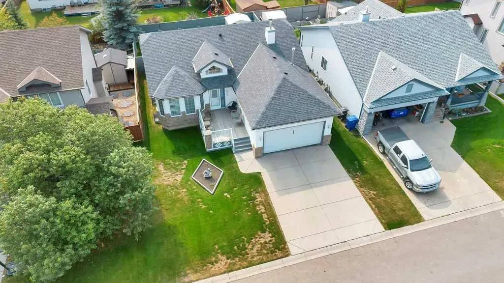 141 West Creek Crescent