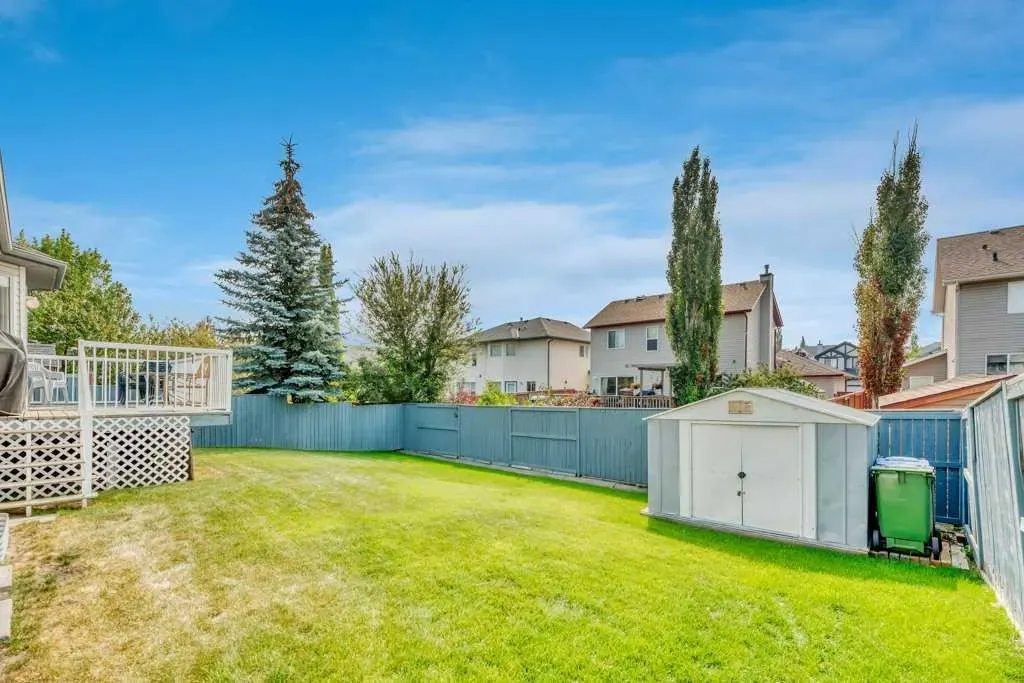 141 West Creek Crescent