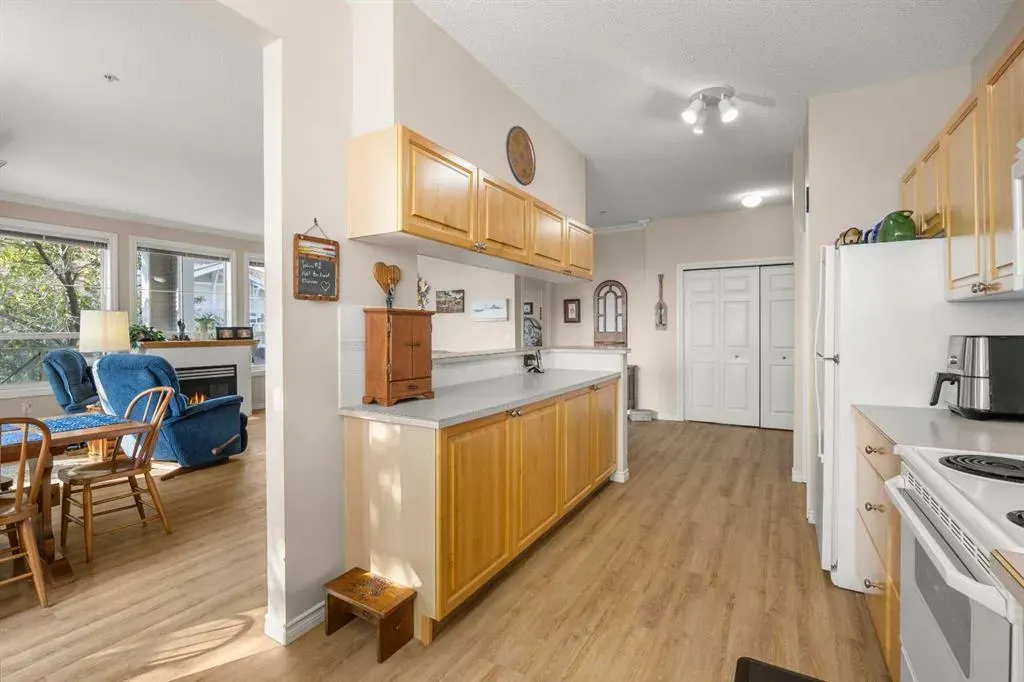 1010 Arbour Lake Road NW, #1211