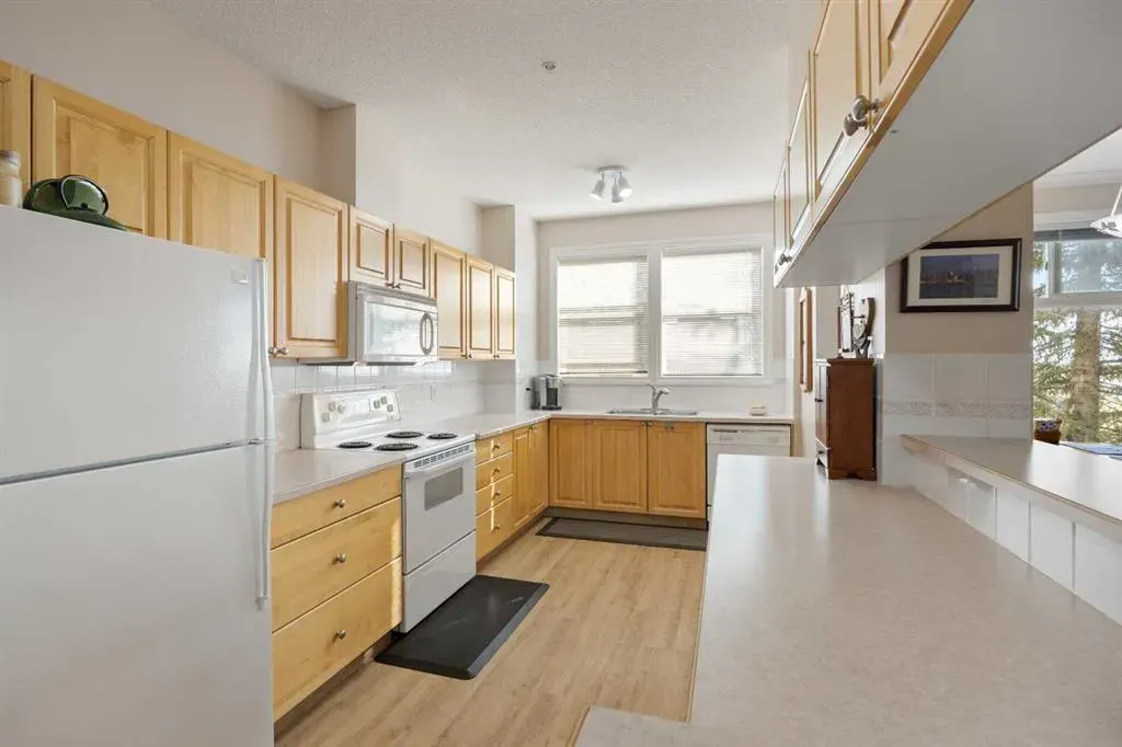 1010 Arbour Lake Road NW, #1211