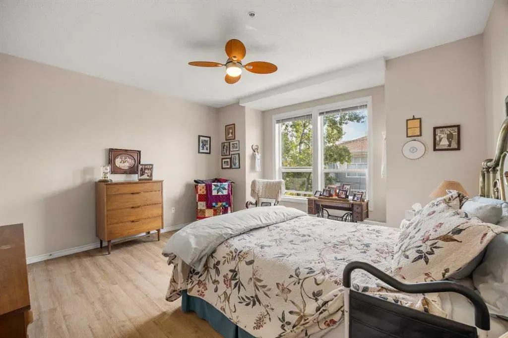 1010 Arbour Lake Road NW, #1211