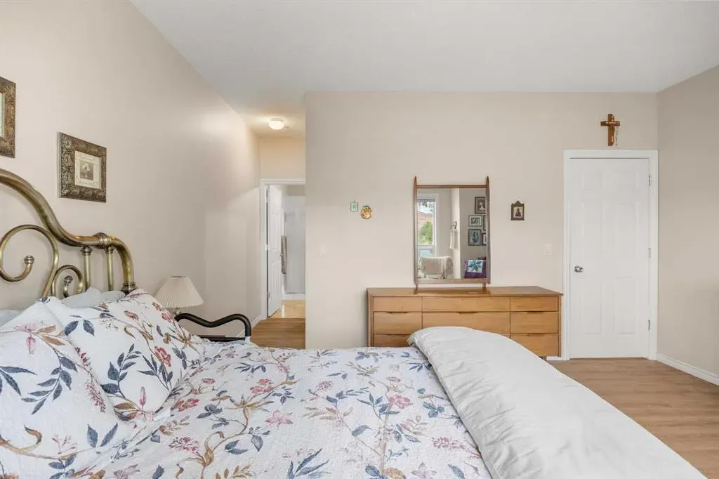 1010 Arbour Lake Road NW, #1211