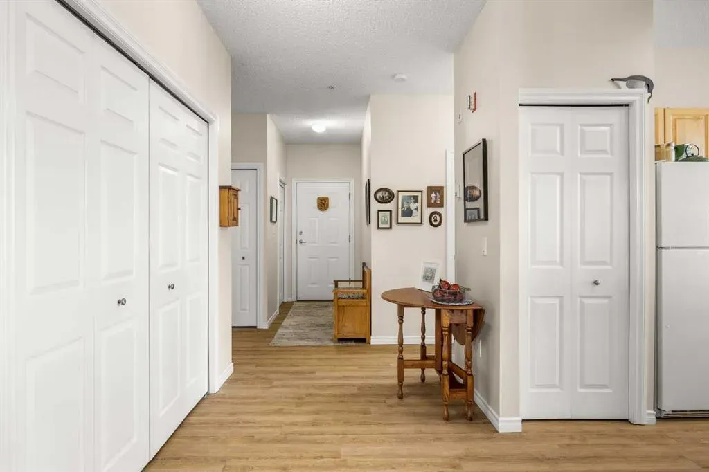 1010 Arbour Lake Road NW, #1211