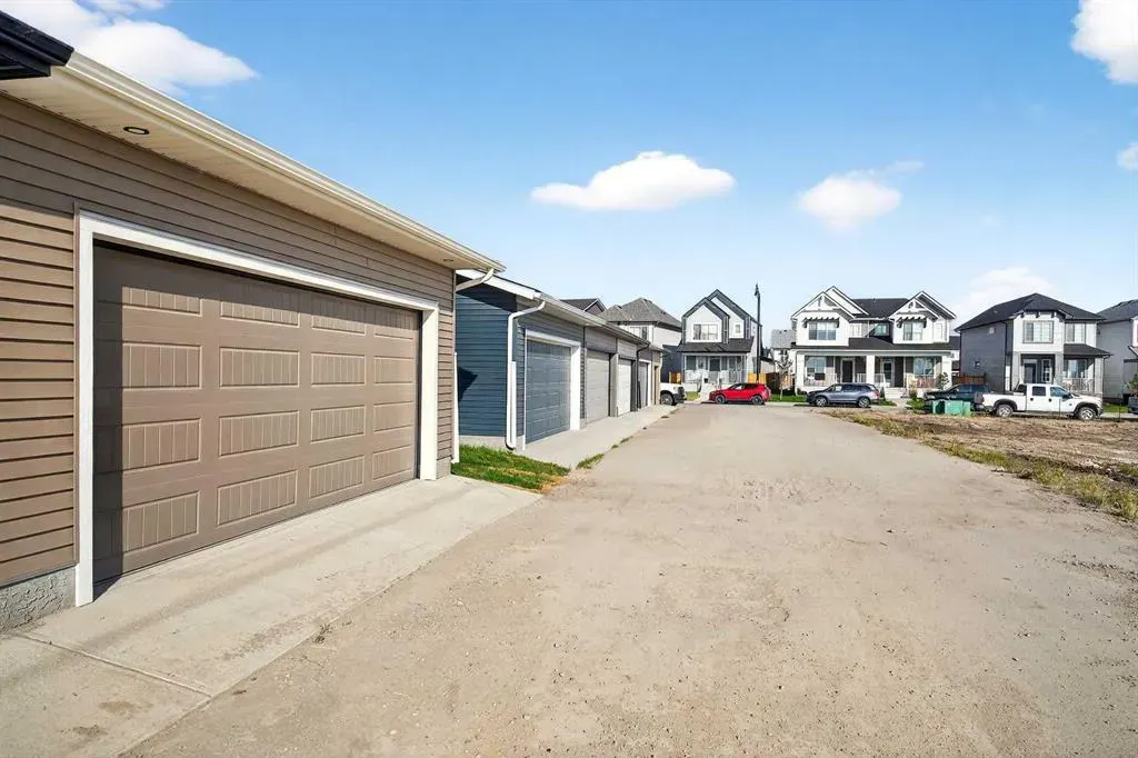 121 Ellen Close