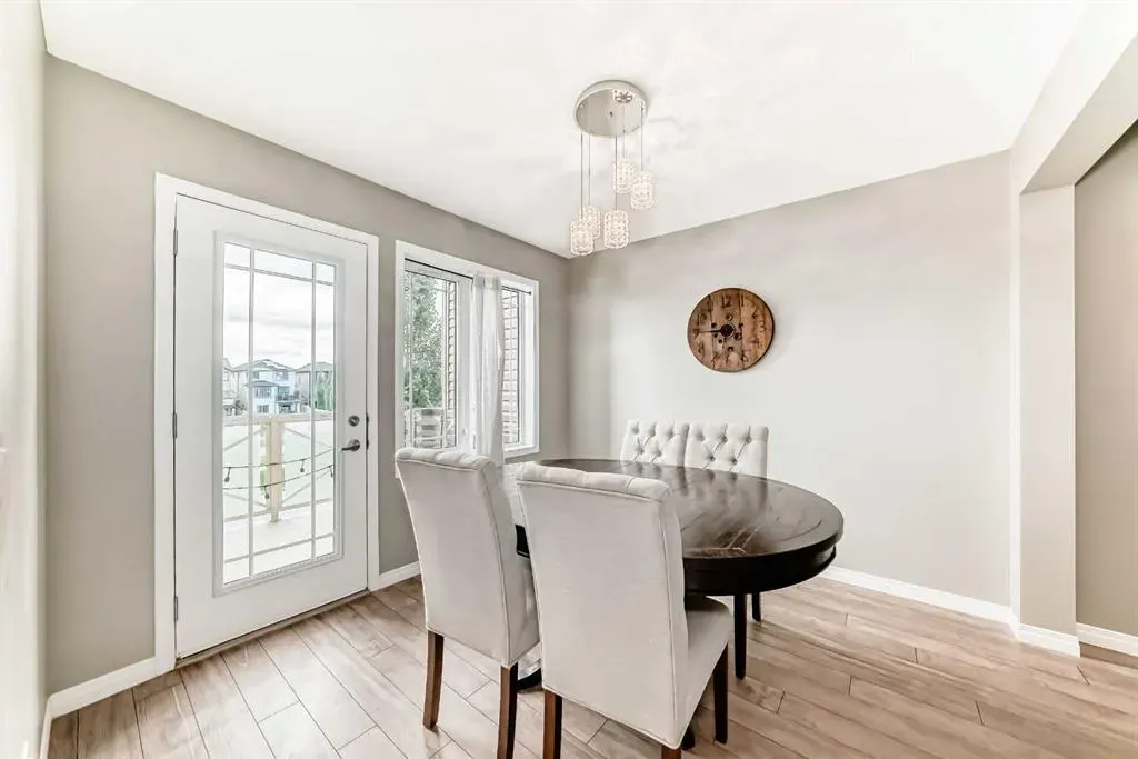 155 Windford Crescent SW