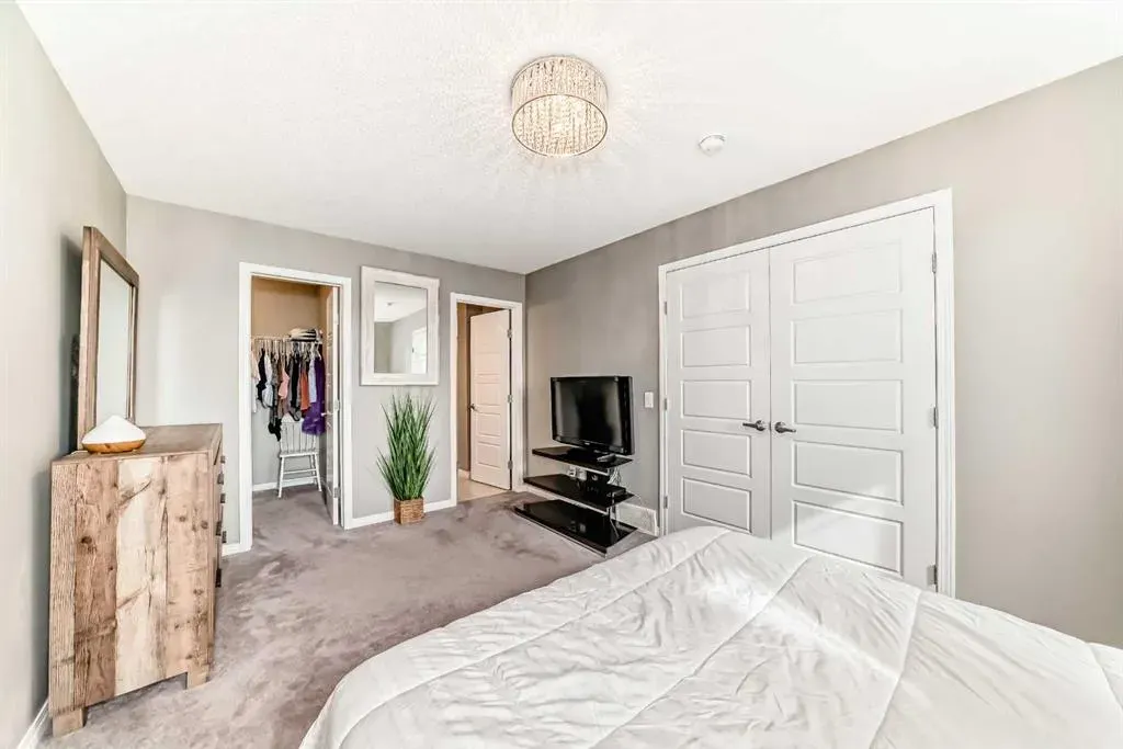 155 Windford Crescent SW