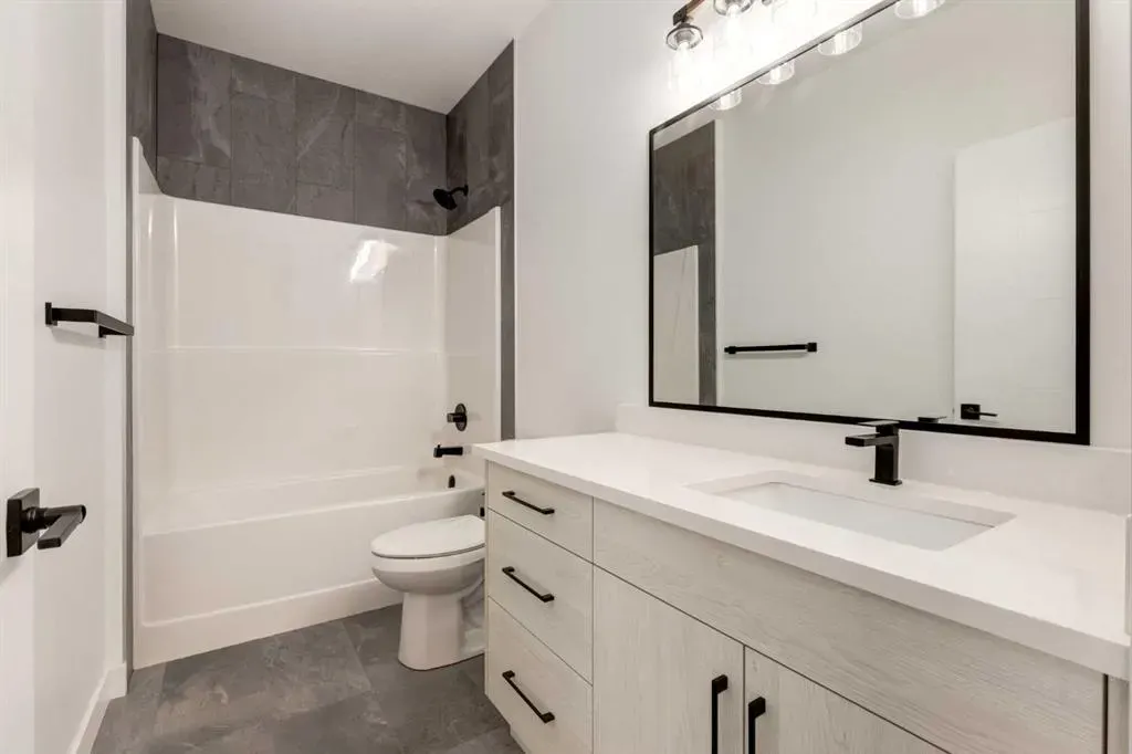 232 Red Tail Ridge SE