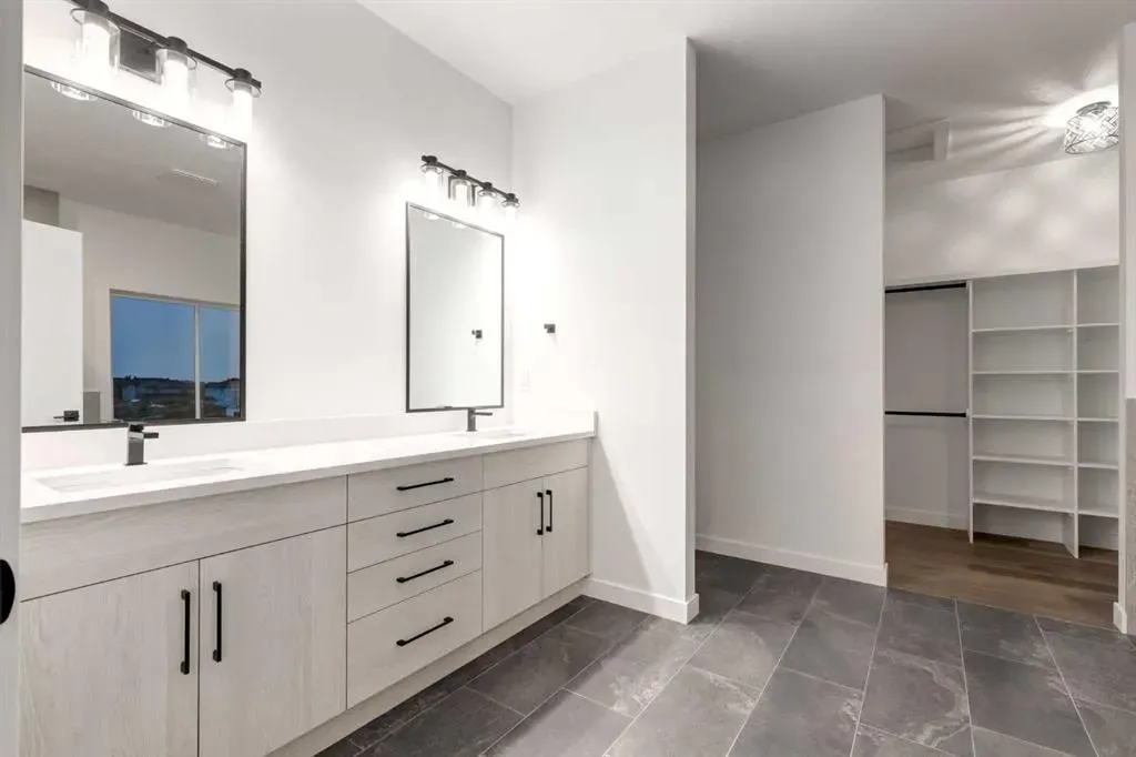 232 Red Tail Ridge SE