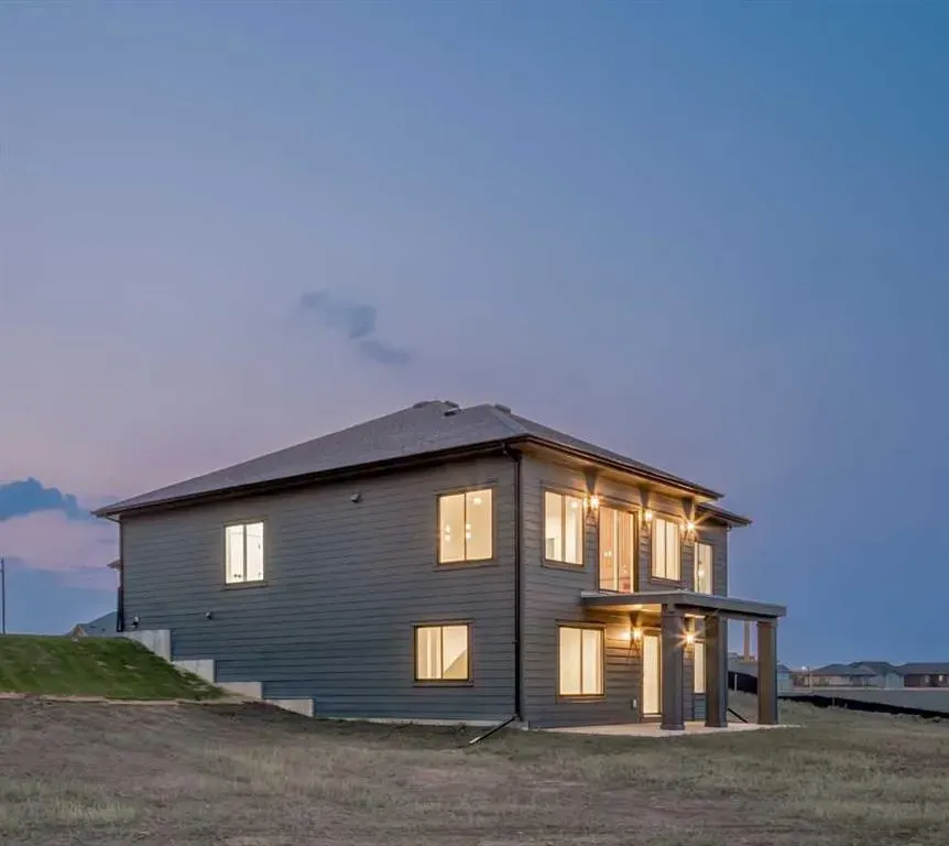232 Red Tail Ridge SE