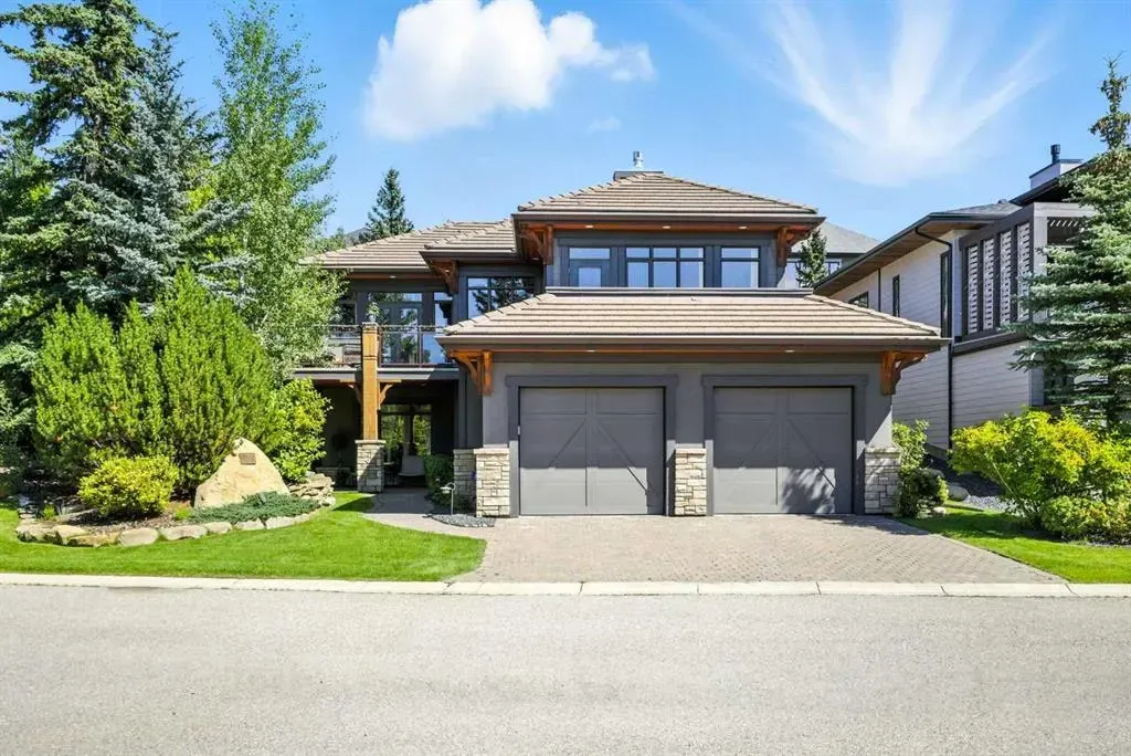 16 Spring Valley Lane SW