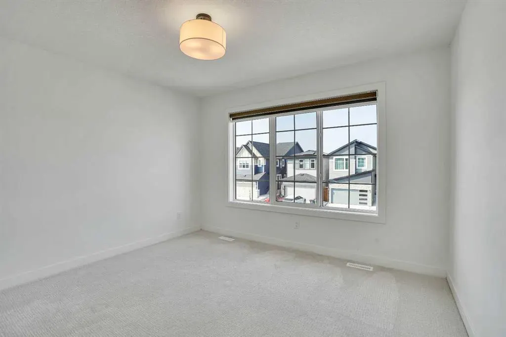 35 Walcrest Manor SE