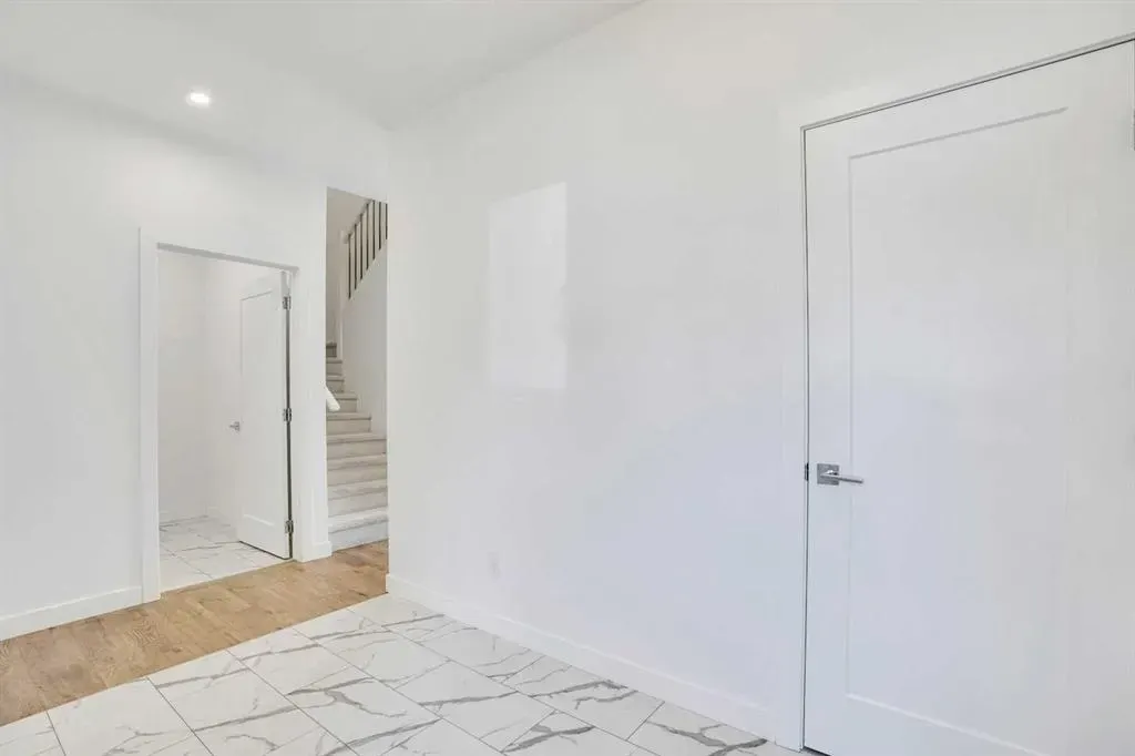 35 Walcrest Manor SE