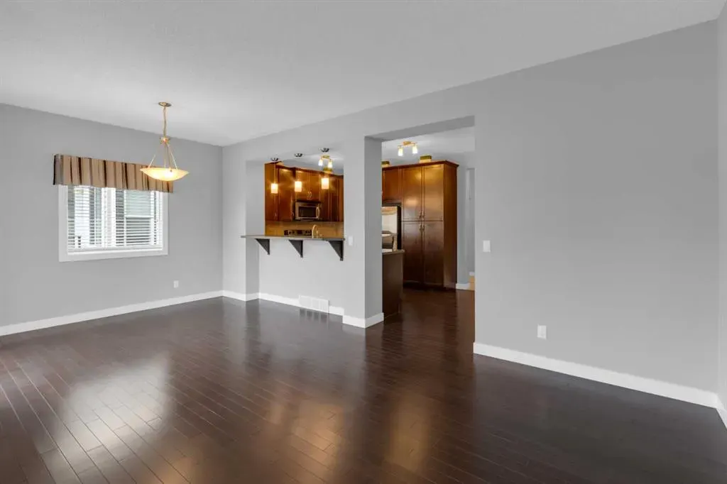 57 Evanscove Manor NW
