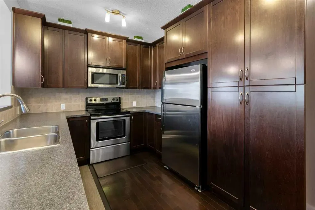 57 Evanscove Manor NW