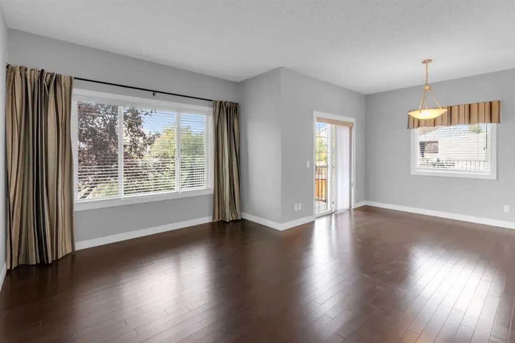 57 Evanscove Manor NW