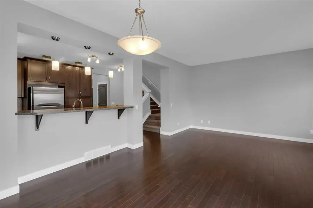 57 Evanscove Manor NW