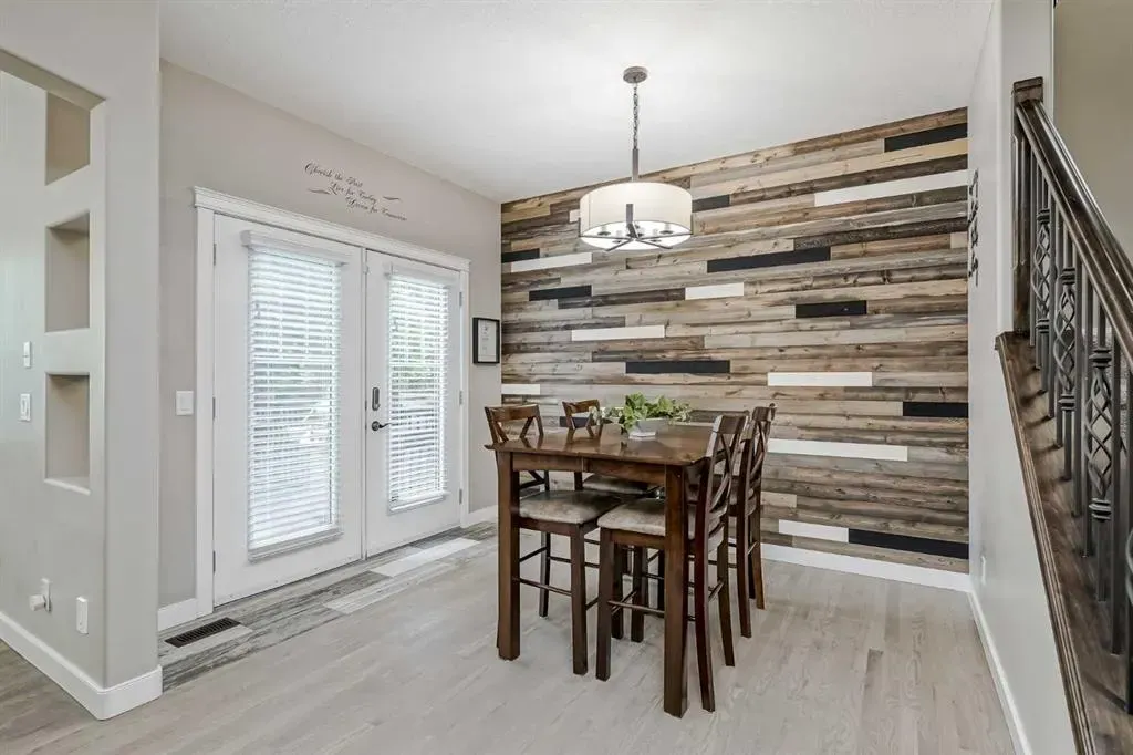 477 Tuscany Ravine Road NW