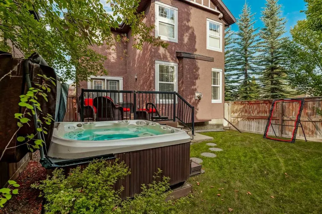 477 Tuscany Ravine Road NW