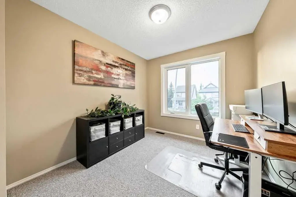 301 tuscany Drive NW