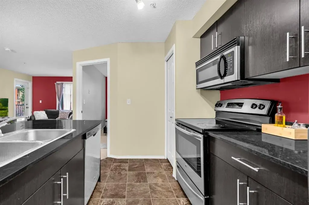 403 Mackenzie Way SW, #4316