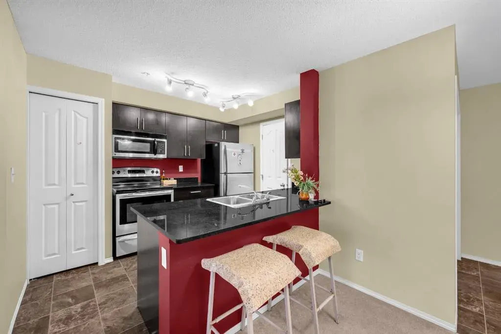 403 Mackenzie Way SW, #4316
