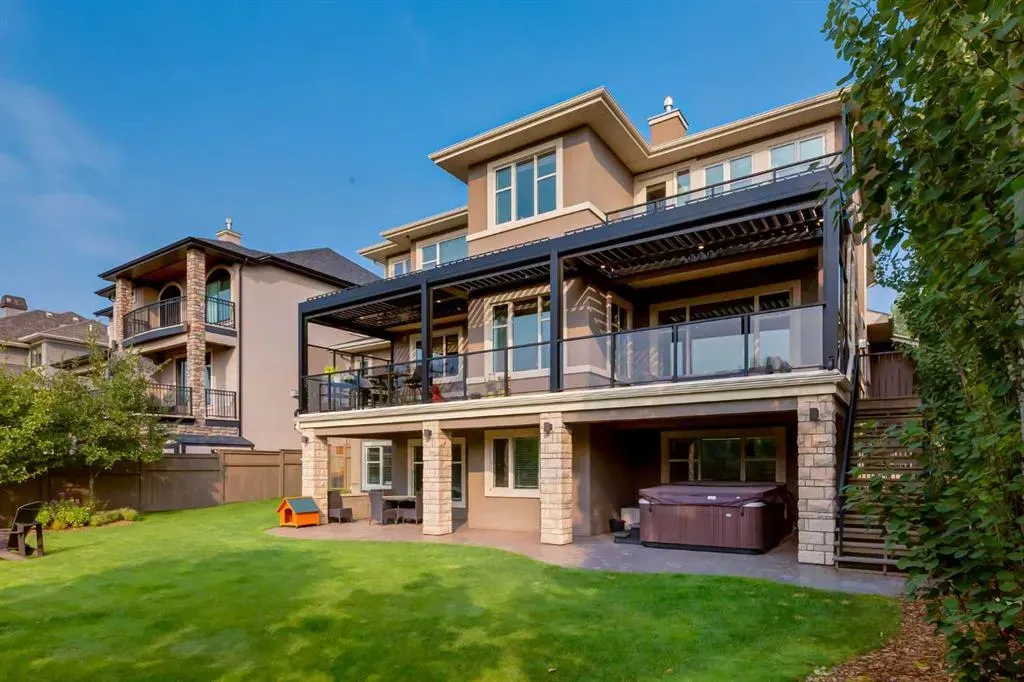 223 Aspen Ridge Place SW