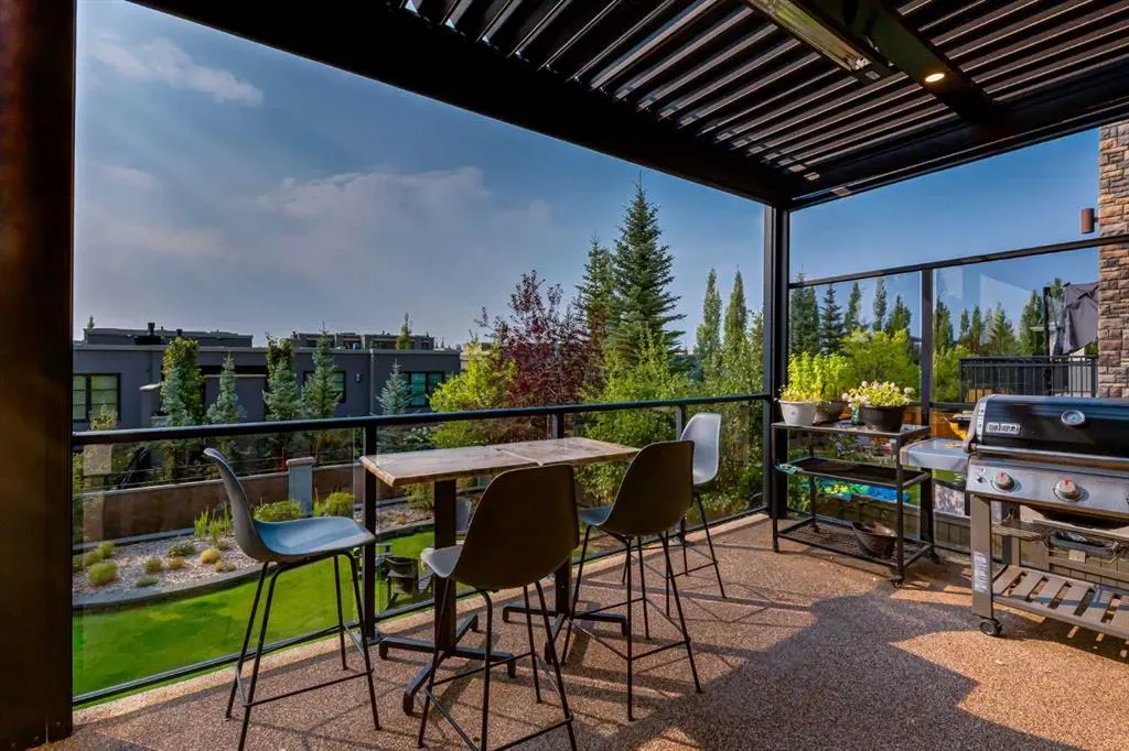 223 Aspen Ridge Place SW