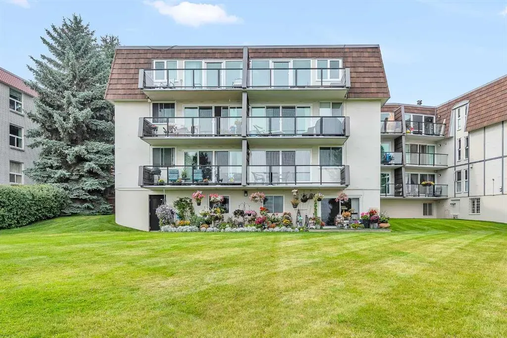 516 Cedar Crescent SW, #102