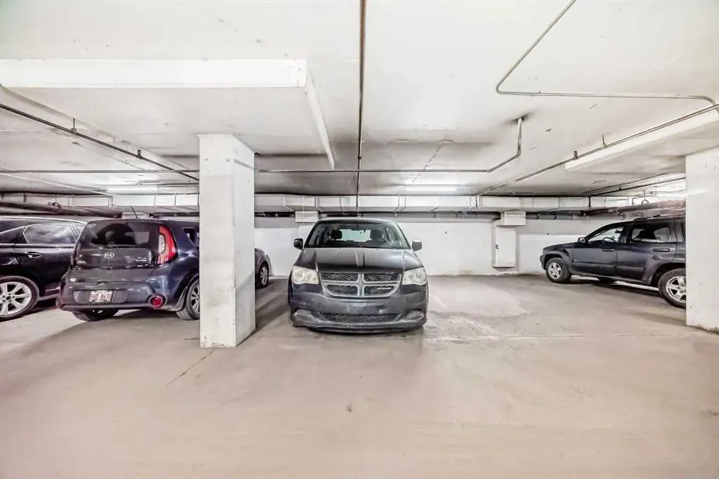 1334 12 Avenue SW, #808