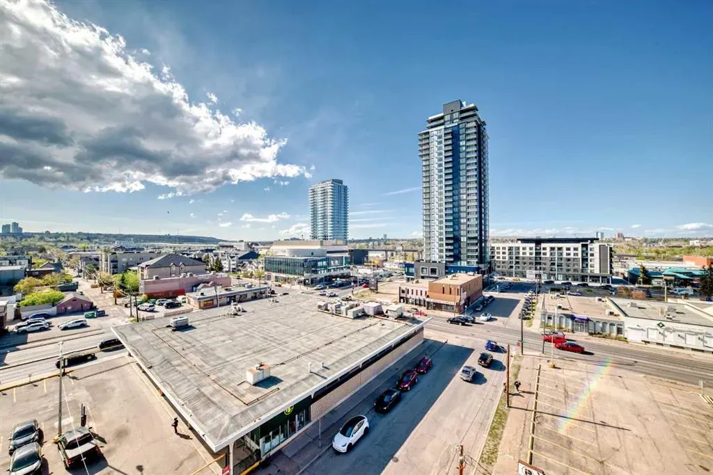 1334 12 Avenue SW, #808