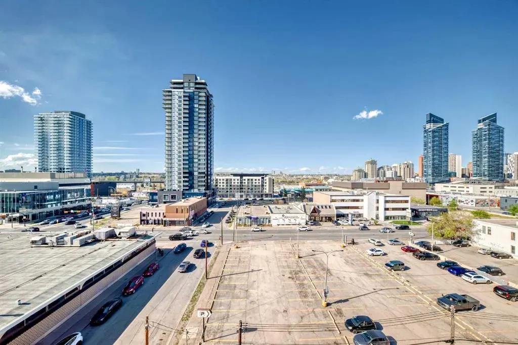 1334 12 Avenue SW, #808