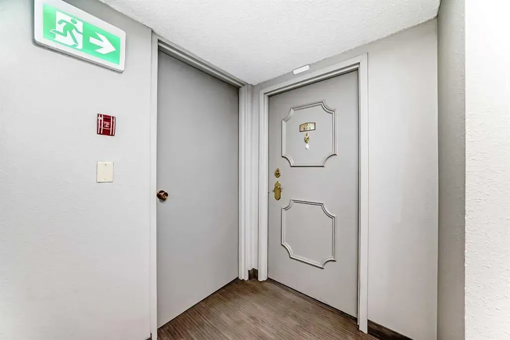 1334 12 Avenue SW, #808