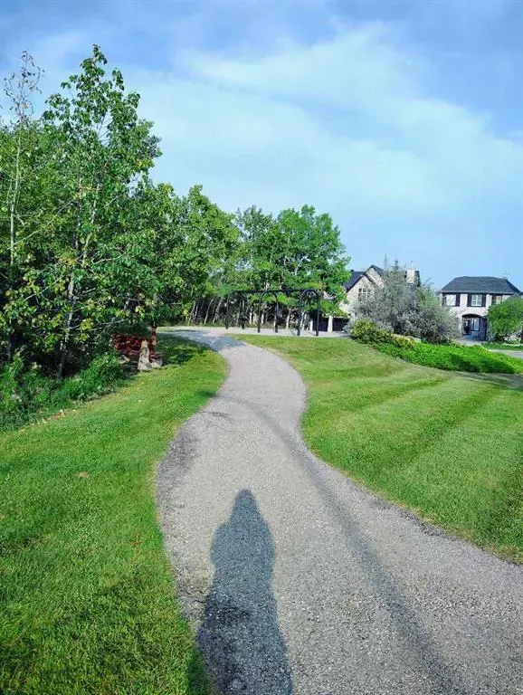 85 Tusslewood Heights NW