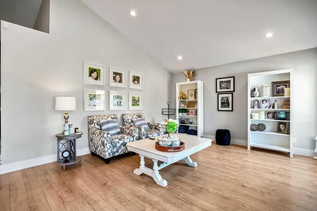 2033 High Country Rise NW