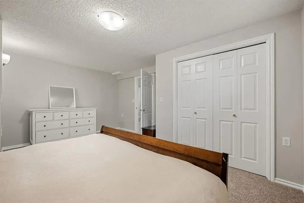 13015 Bonaventure Drive SE