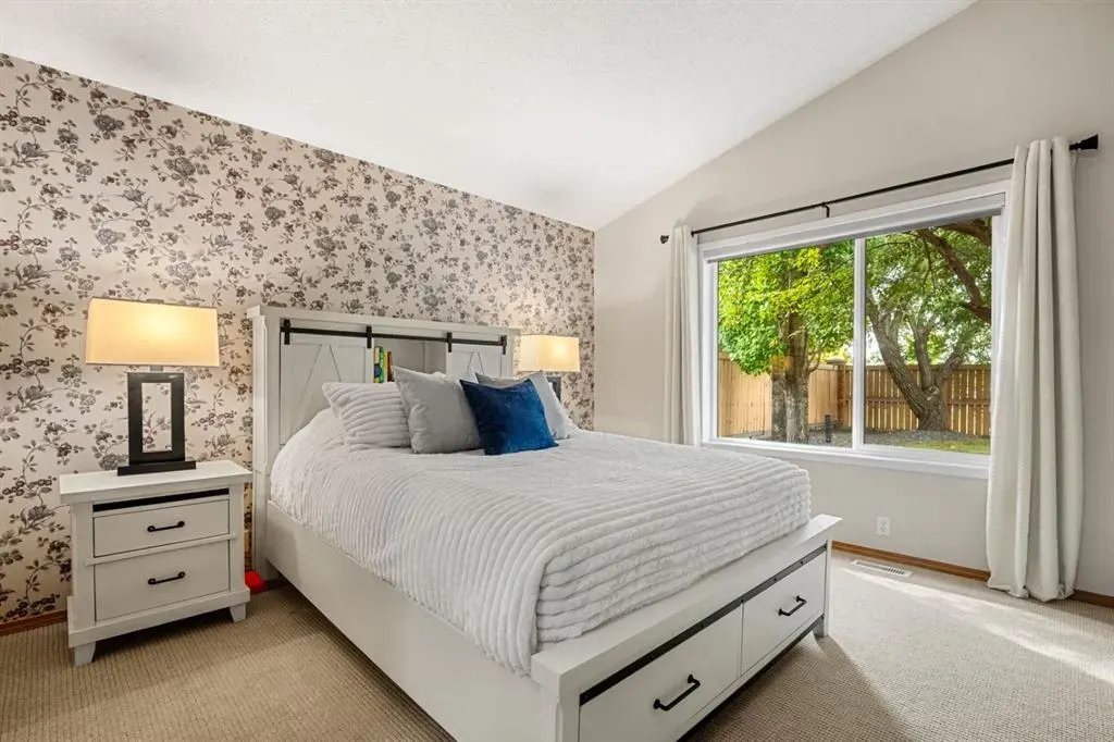 13015 Bonaventure Drive SE