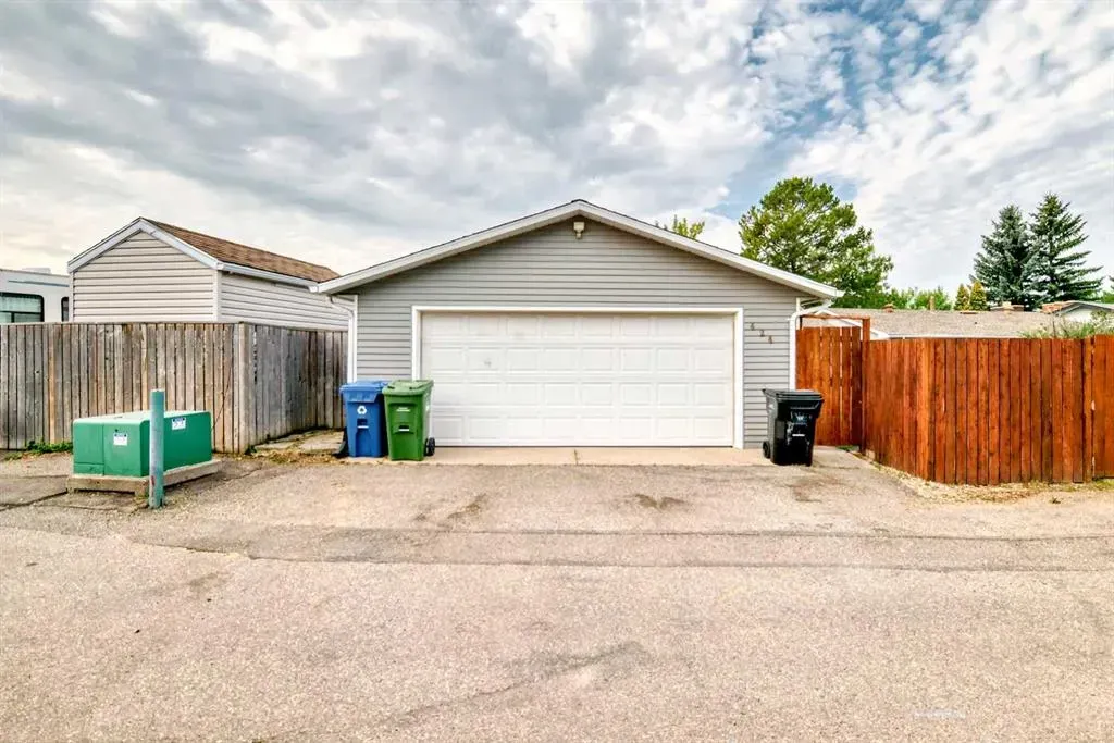 424 Rundlehill Way NE