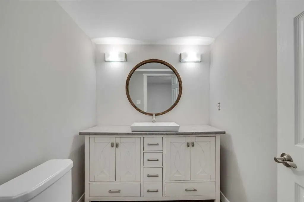 201 Crystalridge Rise