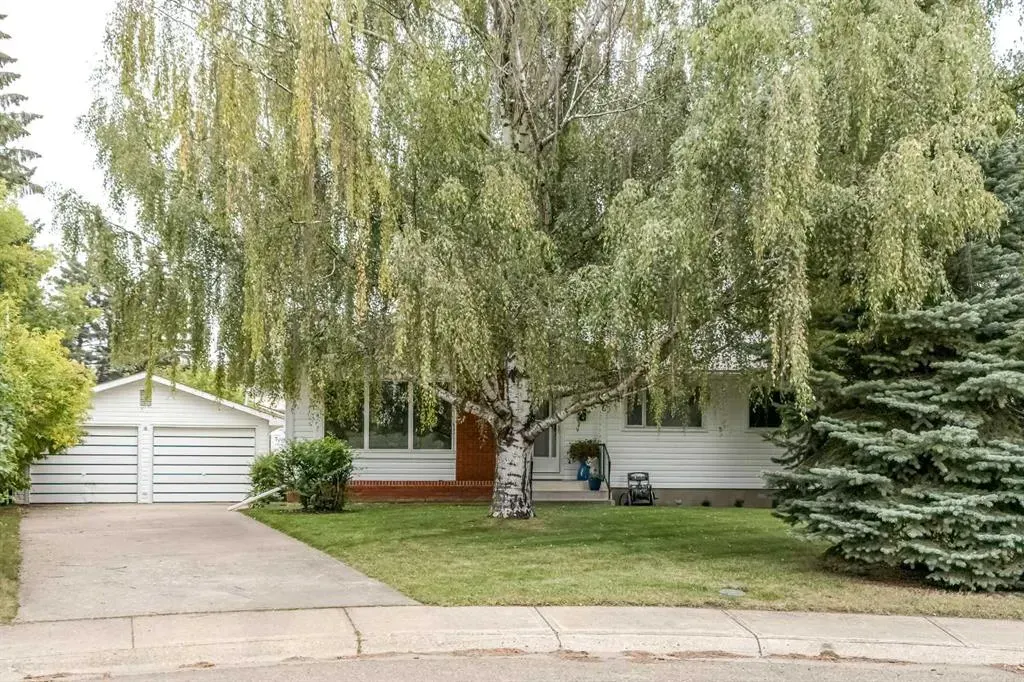 6 Standish Close