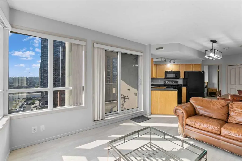 683 10 Street SW, #1204