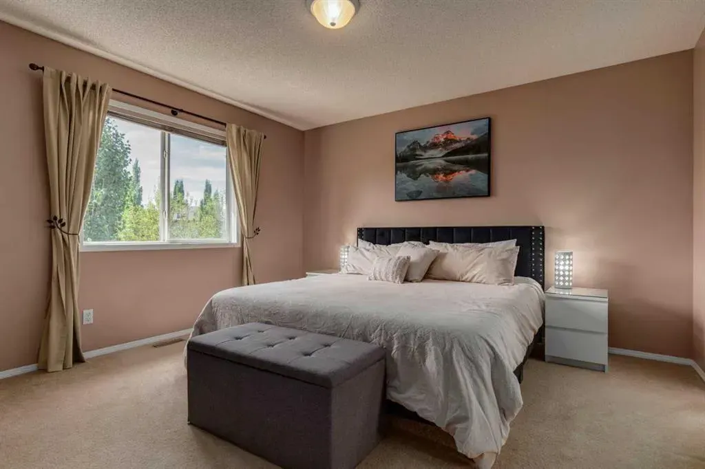 78 Cranfield Crescent SE