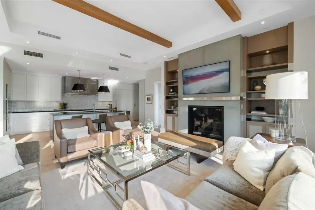 3030 17 Street SW, #302